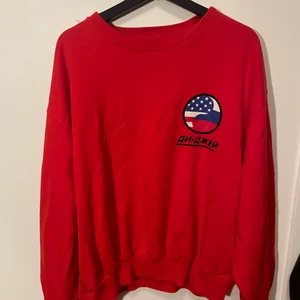 Tröja från Gosha  - Röd tjocktröja från gosha, bra skick, storlek M.