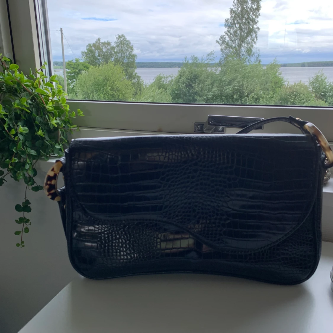 Axelväska i krokodil - 90