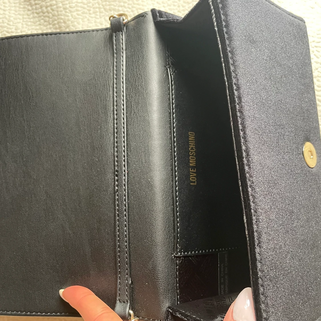 Love Moschino väska - 90