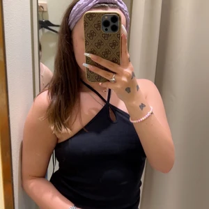 Halterneck topp - Superfin topp från bikbok, endast använd en gång 🫶🏼