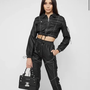 Mjukis dress  - Set med reflex band från Manieredevoir: Small   Använt några gånger älskar det men dags för något nytt. 