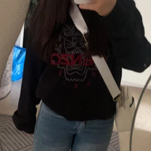 Kenzo tröja  - Storlek Xl men passar som M 