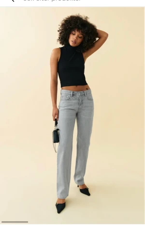 Low waist jeans - Intressekoll på dessa gråa low waist jeansen från Gina