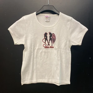 Little skin T-shirt  - Finns flera exemplar