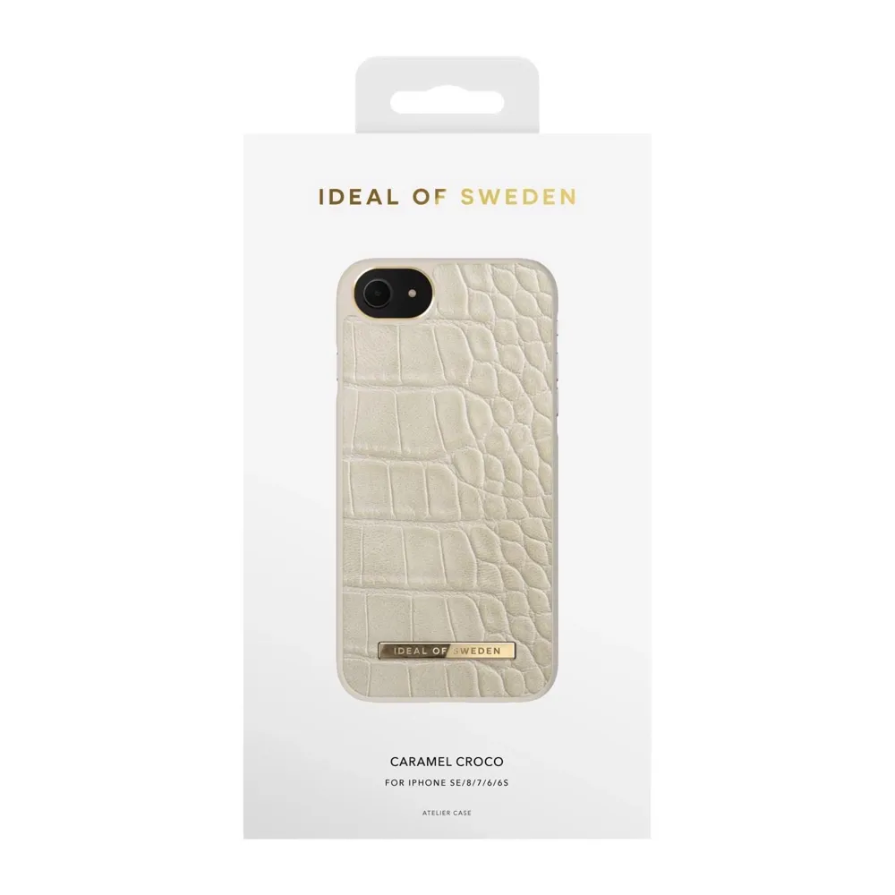 Helt oanvänt skal från Ideal of Sweden i modellen ”Caramel Croco” som passar till iPhone 8/7/6/6S PLUS. Kvar i originalförpackning.   Köpt för 399kr -> säljs nu för 100kr.. Accessoarer.