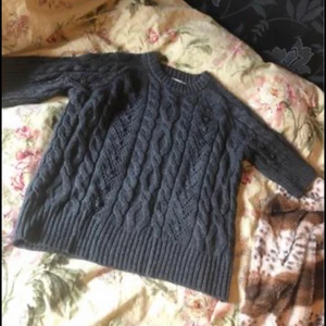 Kofta/tröja  - Stl. Eu S, US S  Passar bra som M också