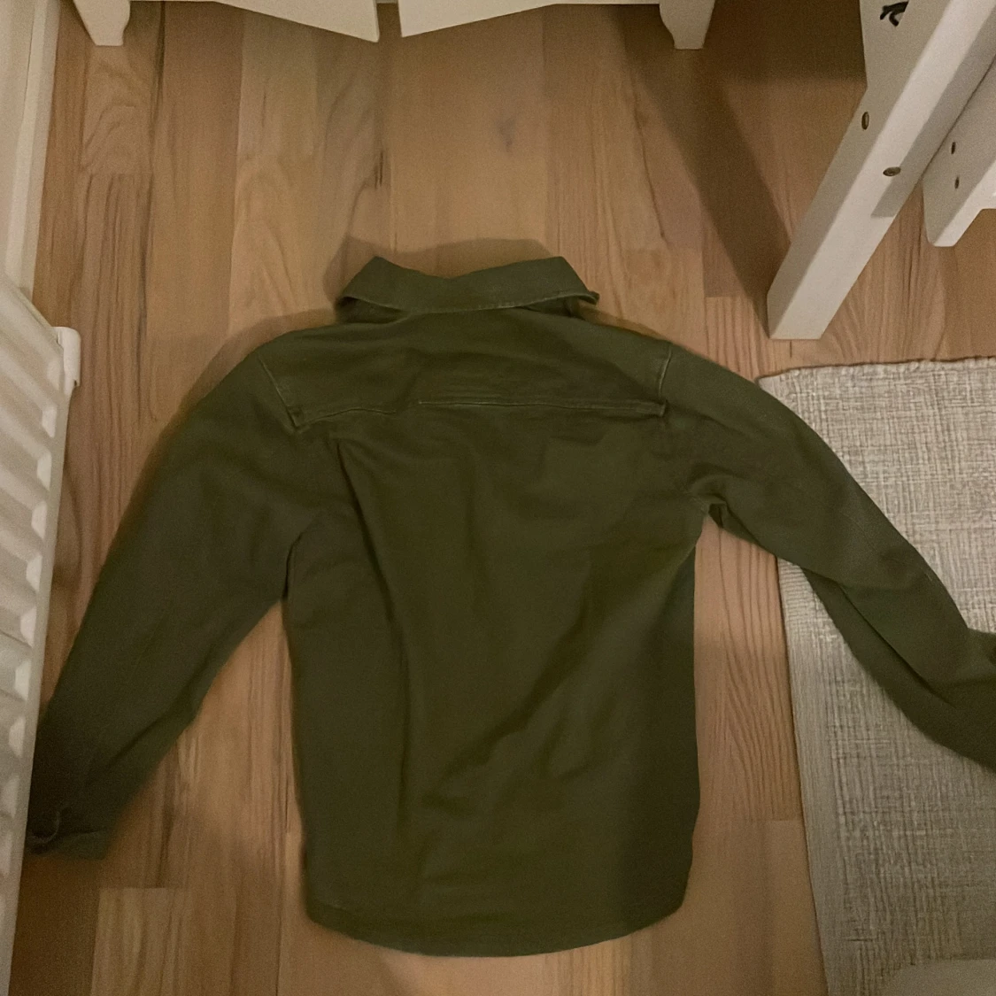 Skjort/jacka i storlek S - 90