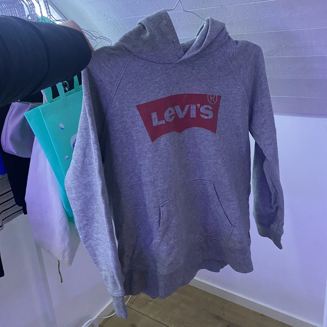 Levis