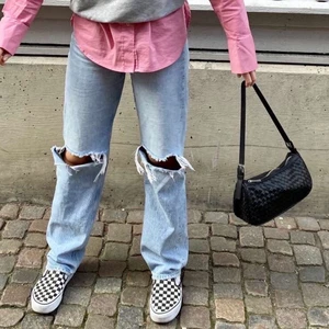 Ljusblå jeans - Säljer pga att jag ej använder 