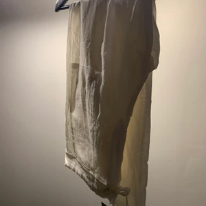 Linnebyxor - Säljer nu mina helt oanvända linnebyxor på grund av för små i storleken, köparen står för frakten😀