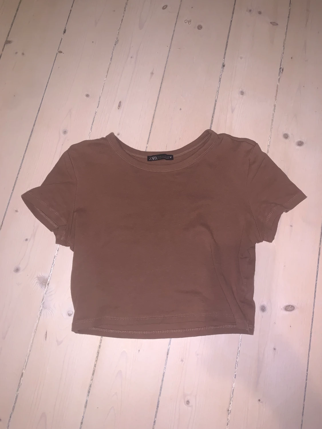 Brun zara topp - 90