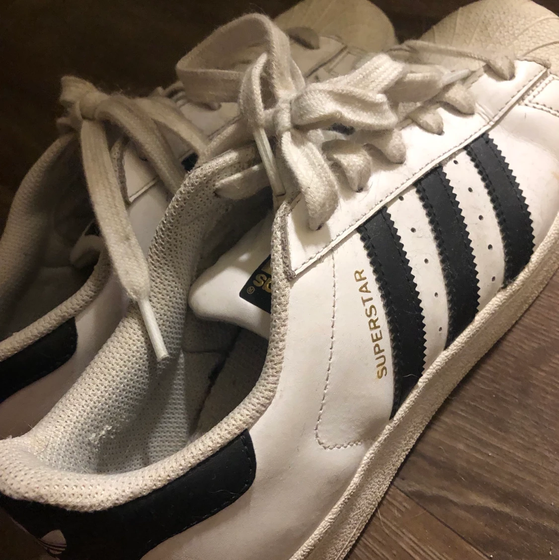 Adidas skor superstar