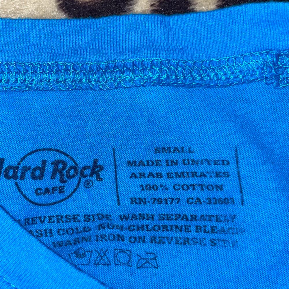 Hard rock café babytee😋💅🏼köparen står för frakt . T-shirts.