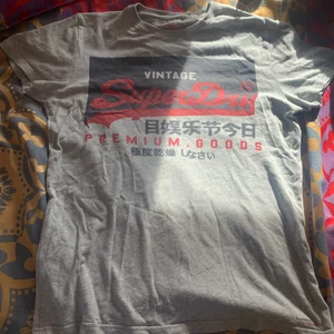 SuperDry tröja  - En tröja frå superdry som jag ej andvänder längre. 