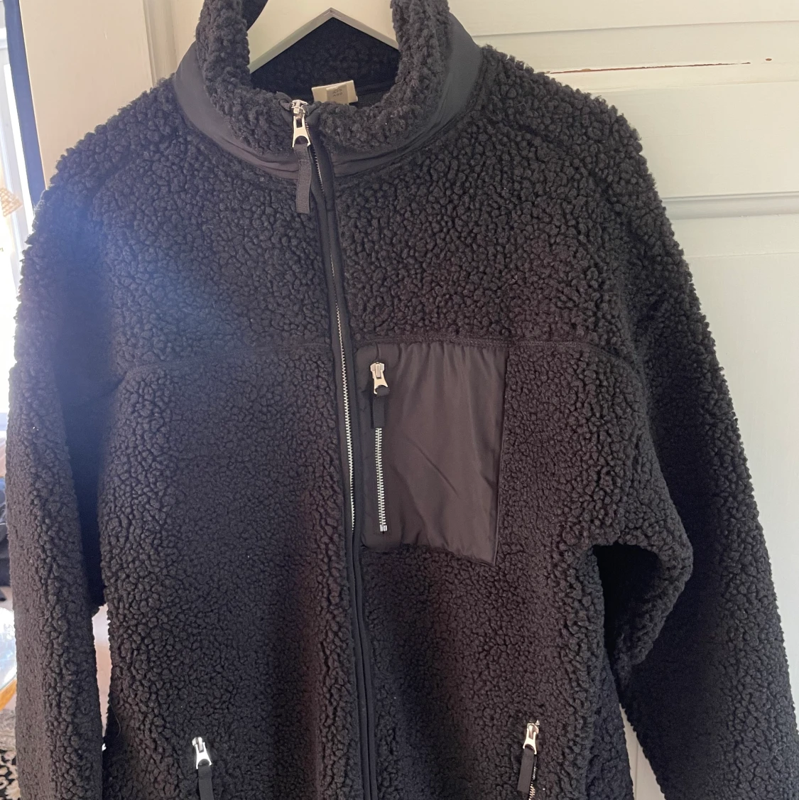 H&M Svart Piléjacka - 91