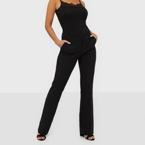 Svarta kostymbyxor - Från neo noir, storlek X small. Aldrig använda! 