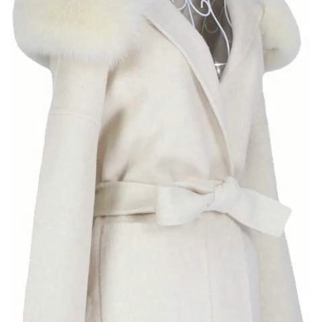 Beige kappa med päls - 90