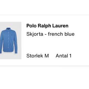 Super snygg Ralph lauren skjorta i ljusblått! Nästan aldrig använd då den är köpt i fel storlek, originalpris 1100kr