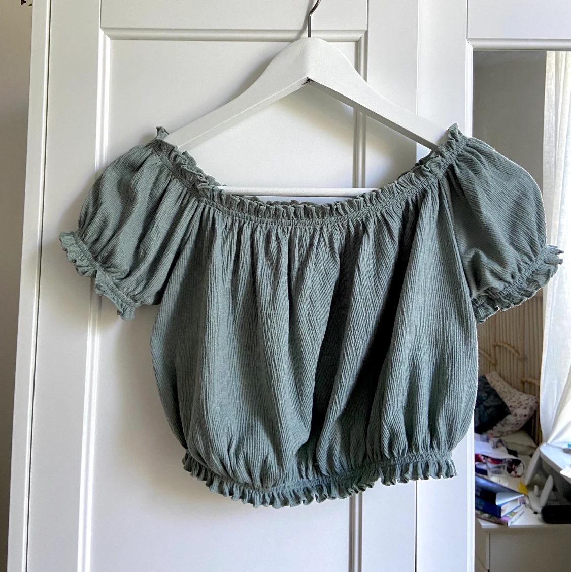 Grön, romantisk tröja - 33