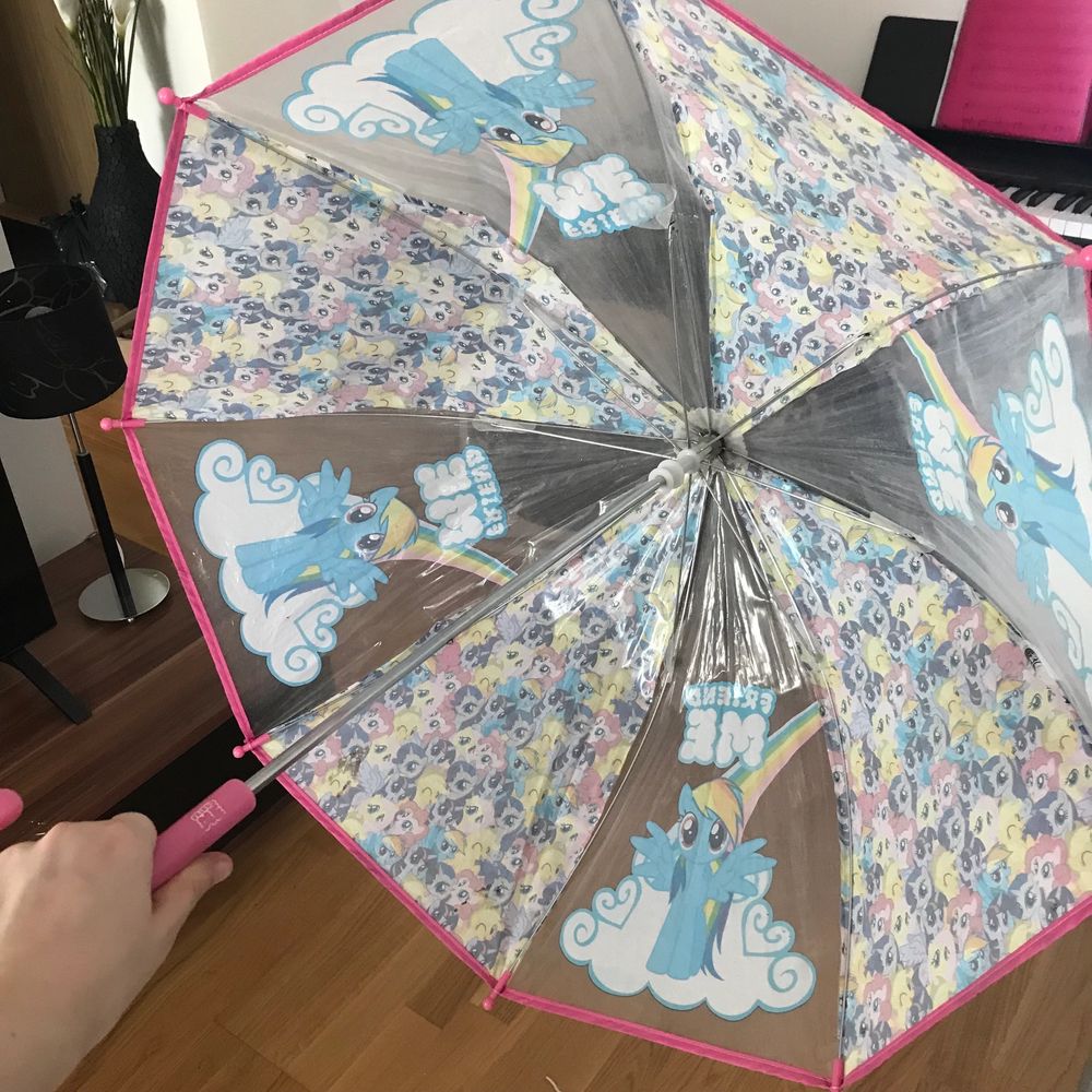 MLP umbrella - Övrigt | Plick Second Hand