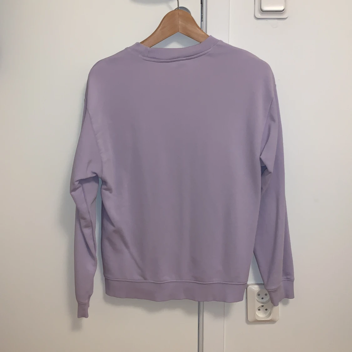 Lila Crewneck Tröja  - 90