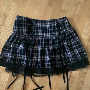 Emo kjol - Fin kjol inte min stil tyvärr:)))