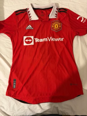 Manchester United Rashford  - Manchester United hemma tröja skriv i chatten för mer info .