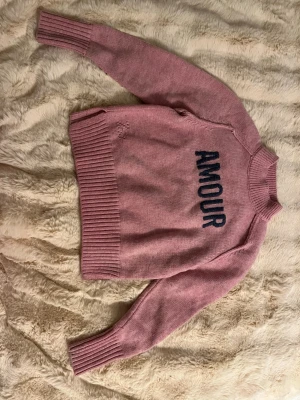 Zadig och Voltaire tröja pris kan förhandlas - En snygg fin och skön tröja storlek  138 10-11