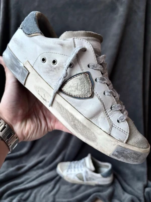 Philippe model psrx skor - Orginalstorlek: 39, passar oftast 40, fråga om innermått vid osäkerhet 