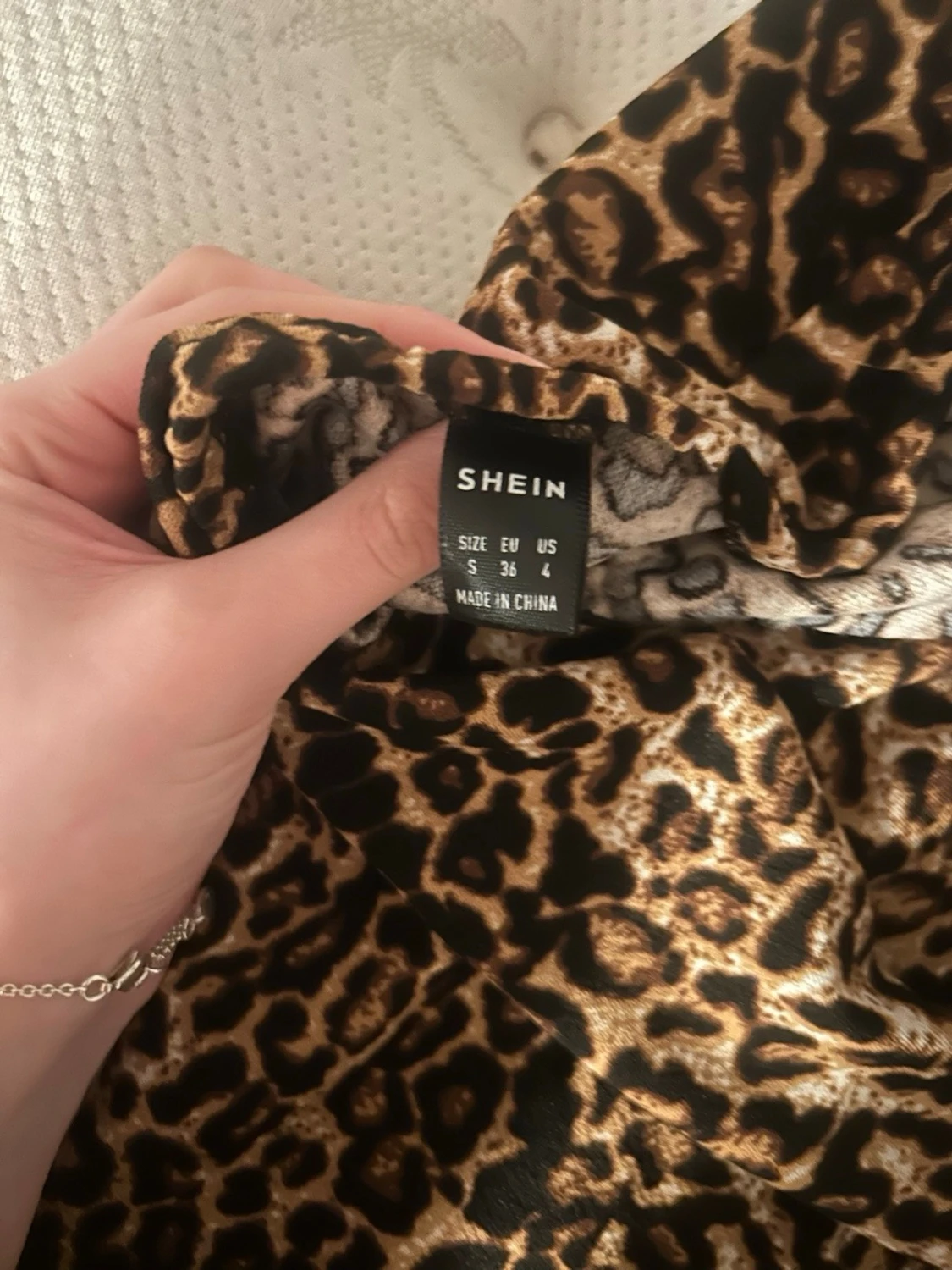 Leopardmönstrad axelbandslös klänning - 3