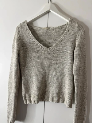 massimo dutti tröja - virkad tröja från massimo dutti, kom privat för bilder på!