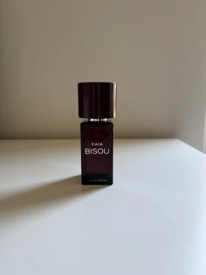 Caia Bisou  - Se bilder 