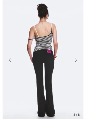 Cheap monday jeans - Storlek 26/32