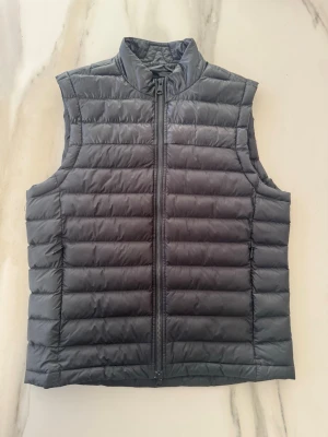 Svar jlimdeberg väst lmtdedition - Limiterad Klintberg väst sparsamt använd, kvitto ingår!