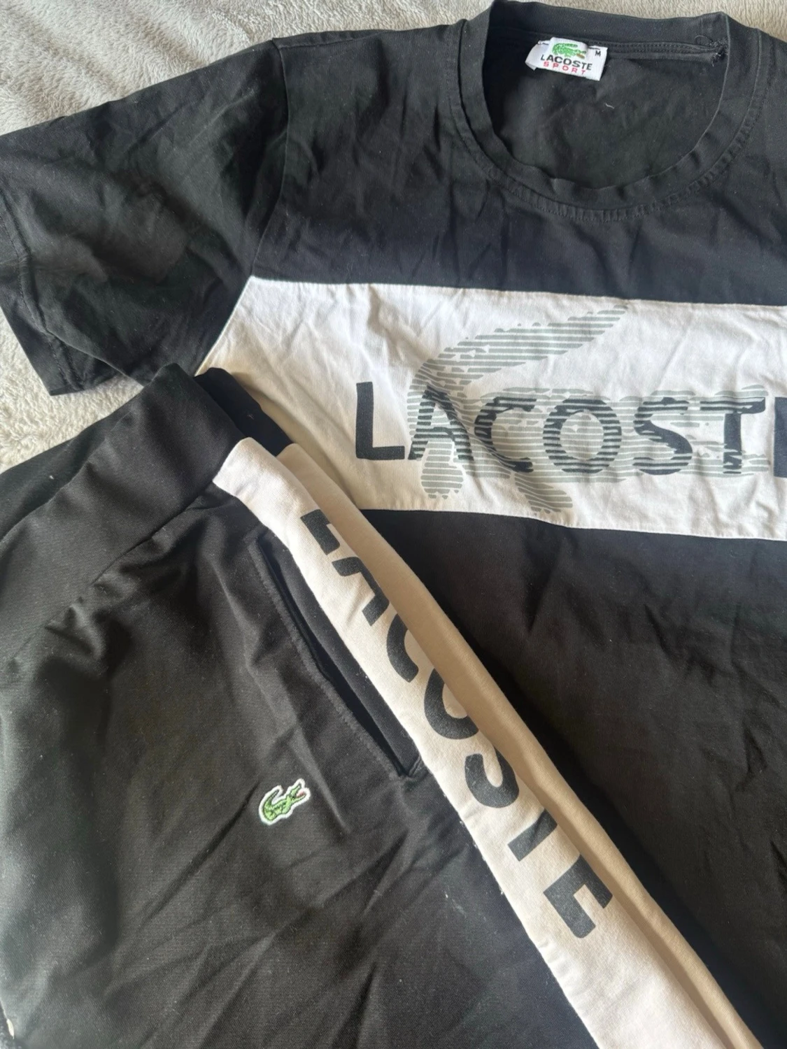 Svart och vit Lacoste set - 2