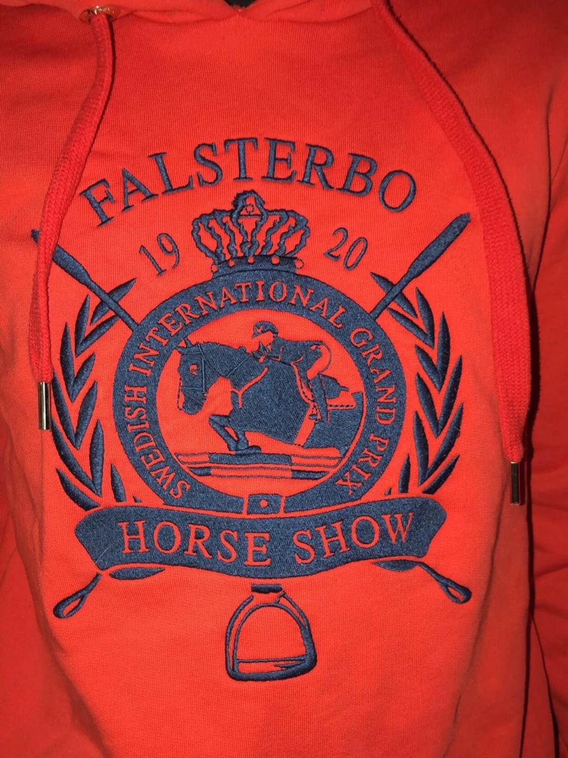 Röd Falsterbo Horse Show hoodie - 2