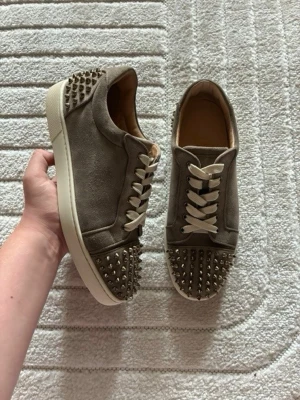 Christian Louboutin  - 9.5/10 skick som nya, allt og + kvitto