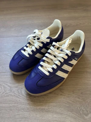 Adidas Samba - Säljer dessa oanvända Adidas Samba eftersom de intr kommit till användning! 