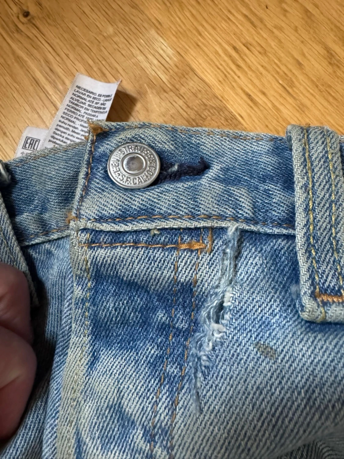 Levis 501 Jeans - 3