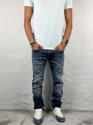 Replay jeans  - Ett par riktigt snygga jeans från Replay i storlek W31 L34 i modellen Anbbas 