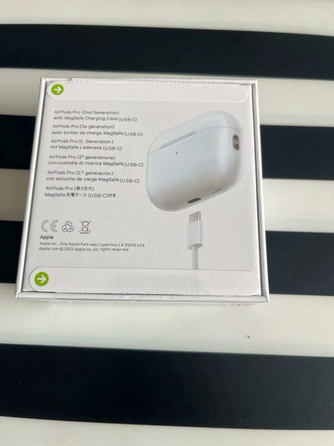 Apple AirPods Pro (2nd Gen) USB-C - 1
