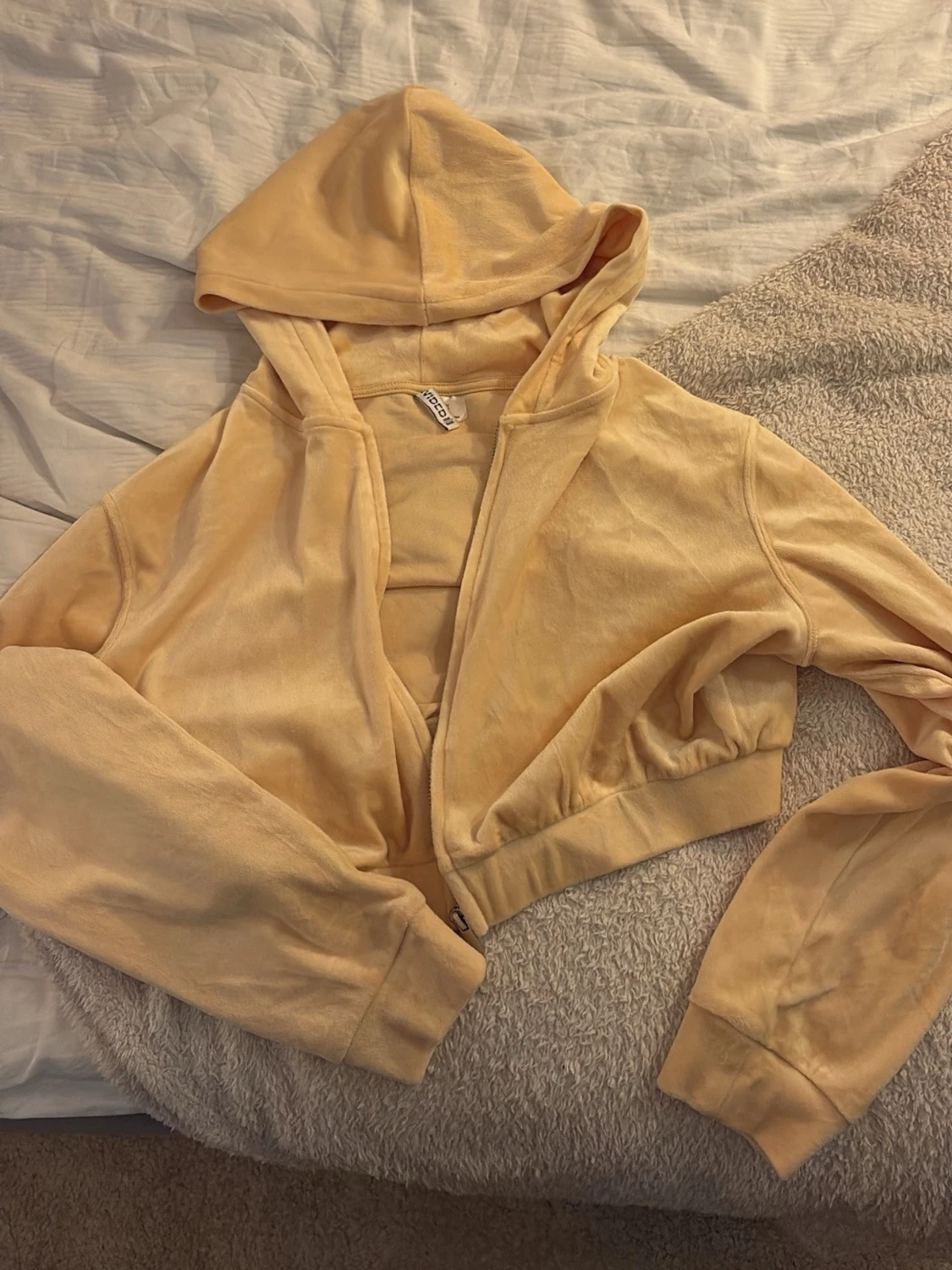 Croppad ziphoodie