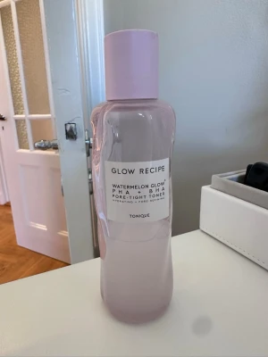 Glowrecipe toner - Watermelon glowrecipe toner! Ca hälften kvar