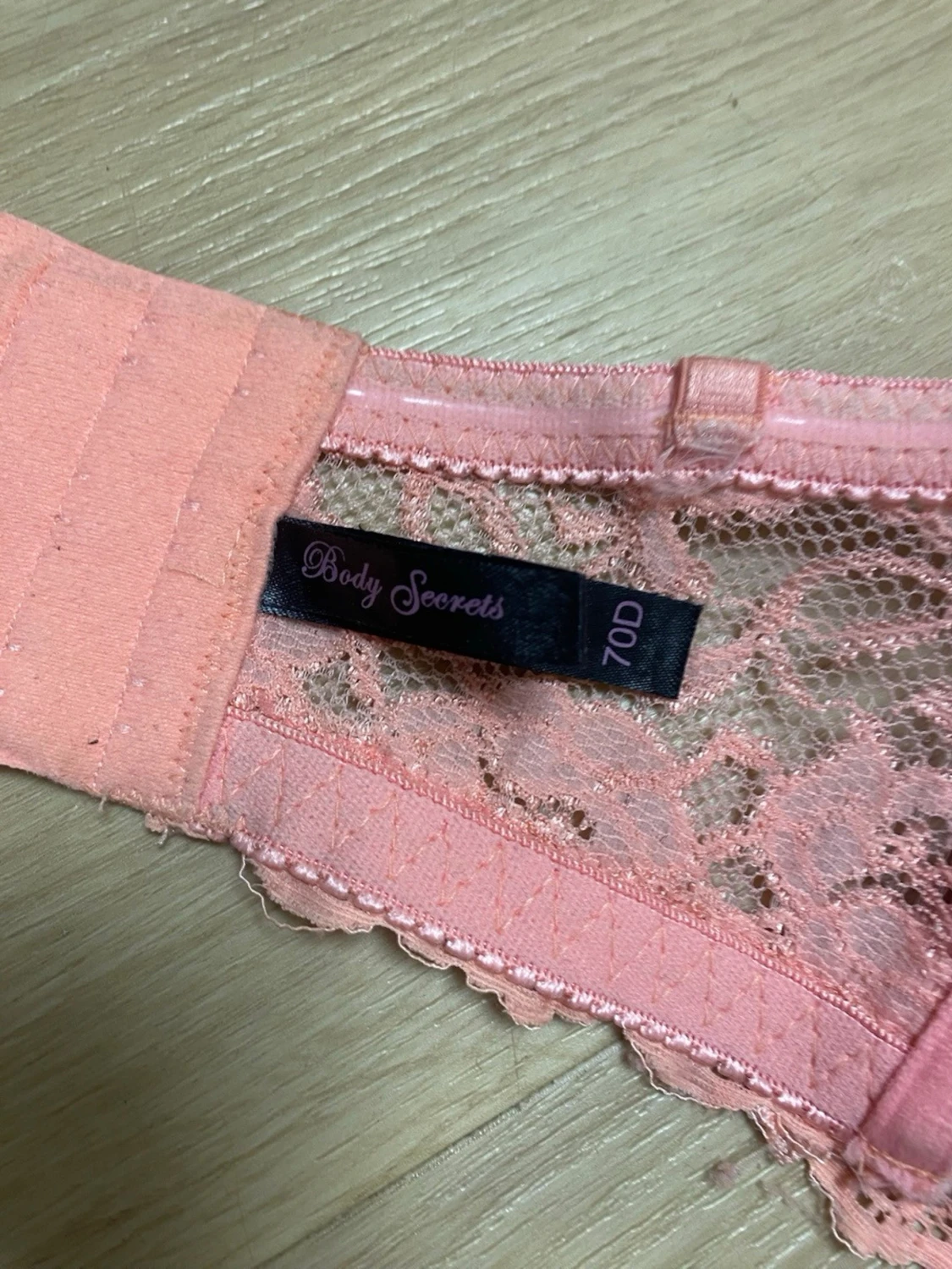 Rosa bandeau-bh med spetsdetaljer - 2