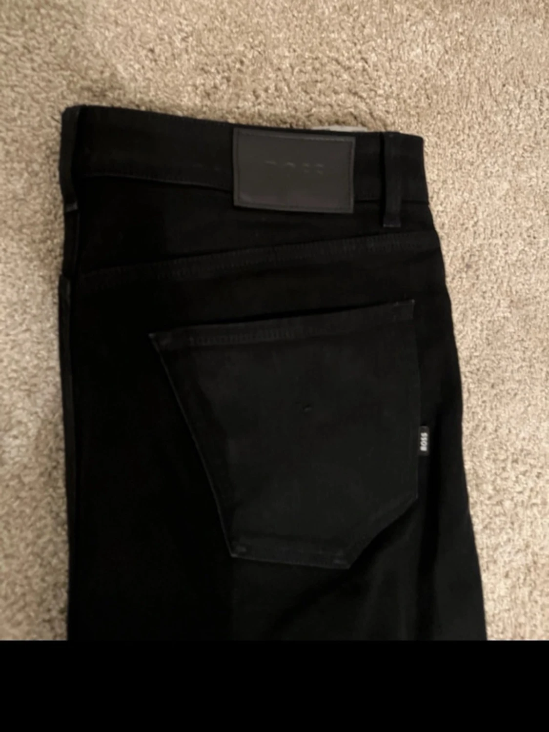Svarta jeans från BOSS - 2