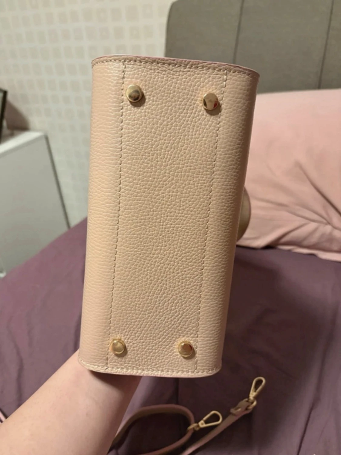 Beige handväska i äkta läder - 5