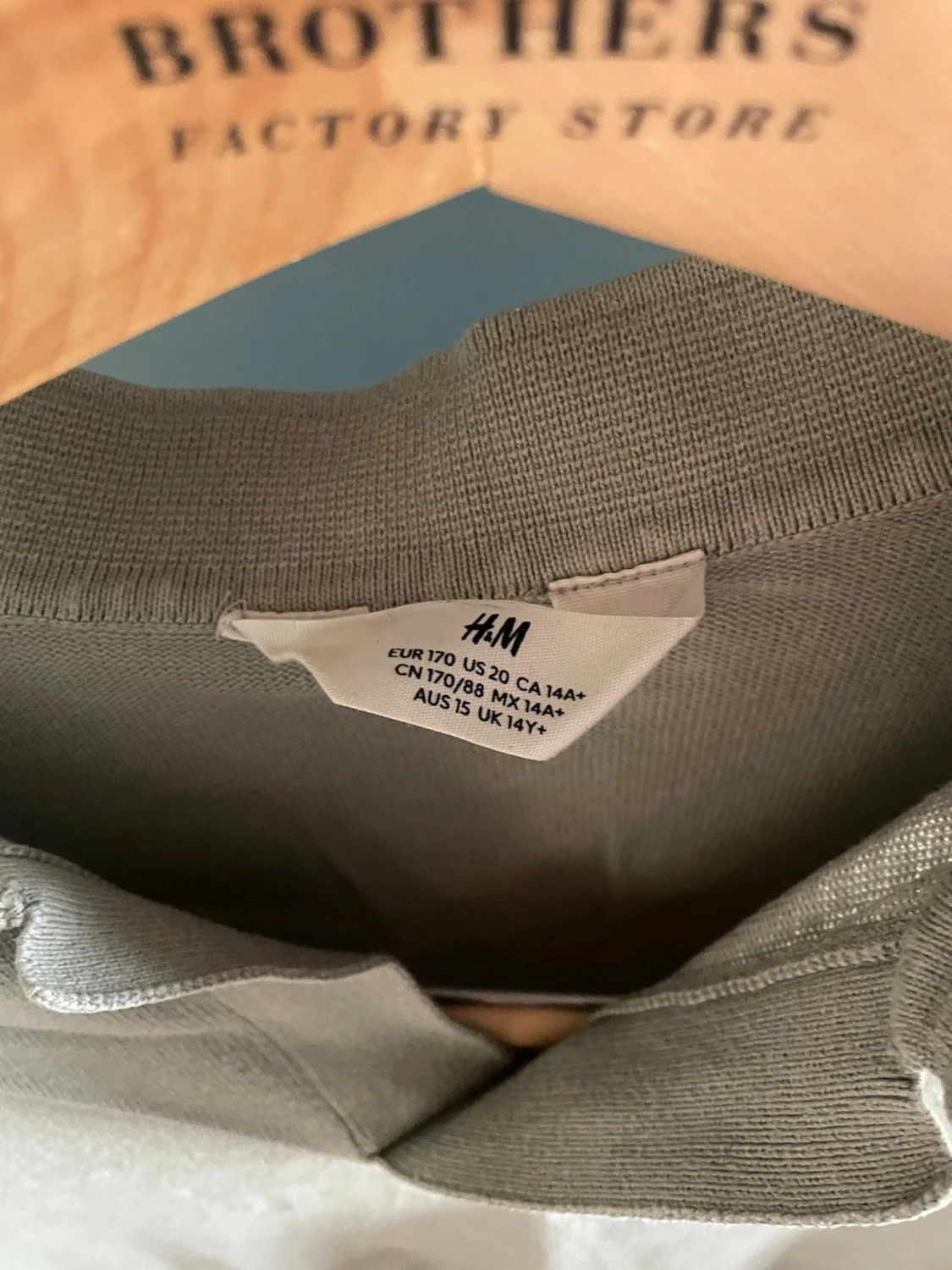 Beige pikétröja från H&M - 1