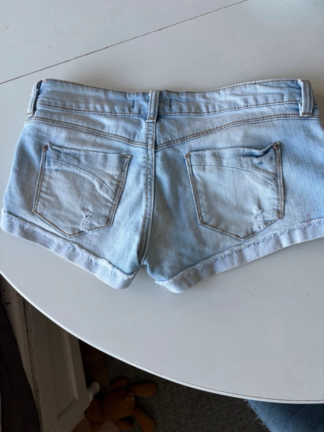 Ljusblå lågmidjade jeansshorts från Tally weijl - 1