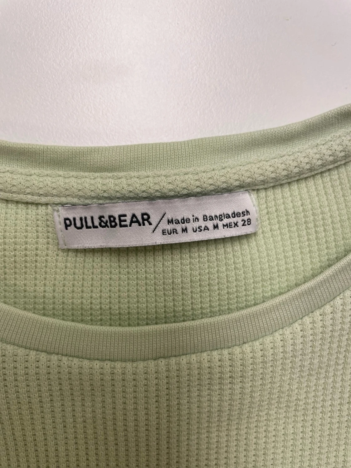Ljusgrön croppad ribbad topp - 2