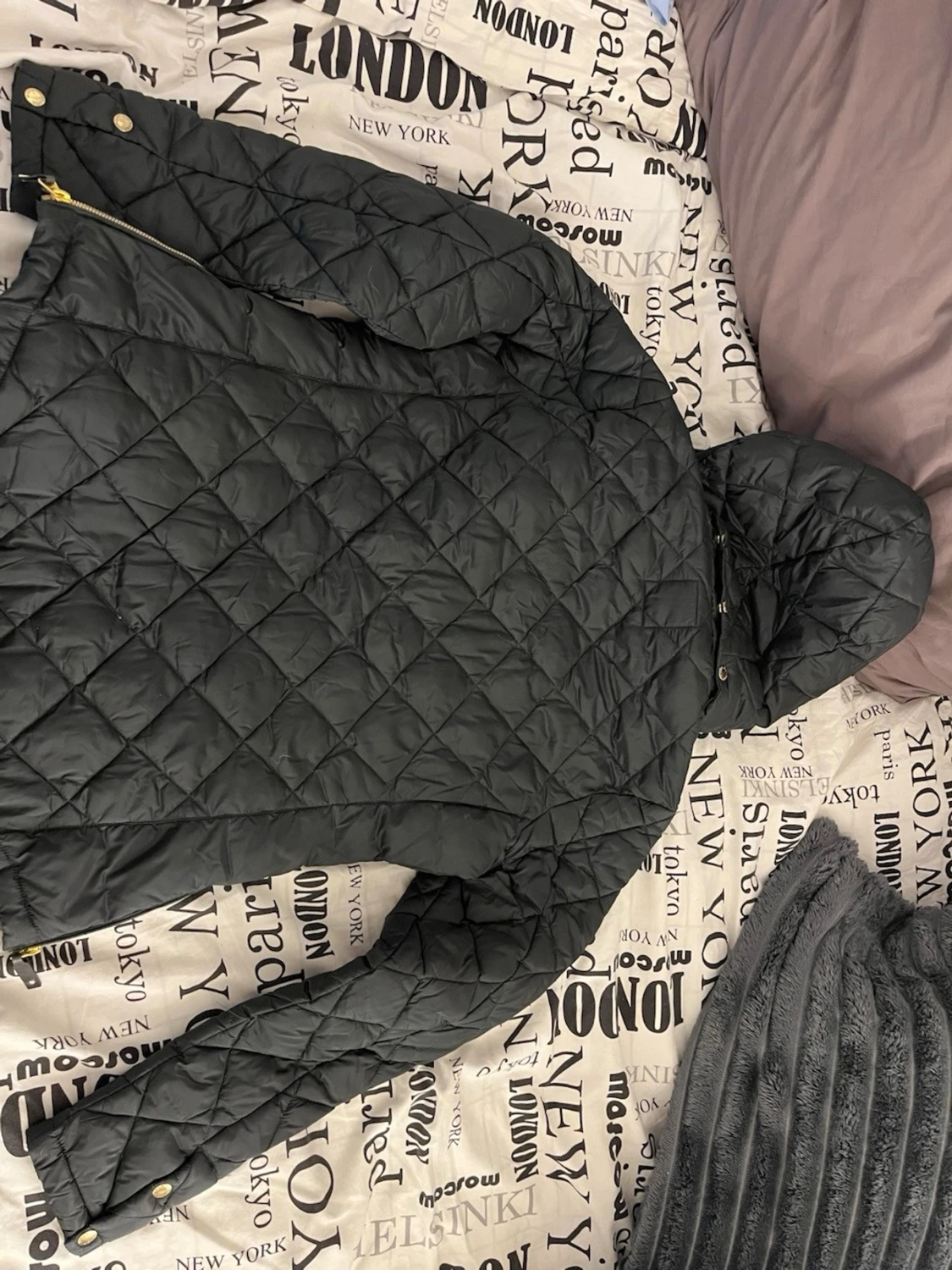 Svart dunjacka från Canada Snow - 3